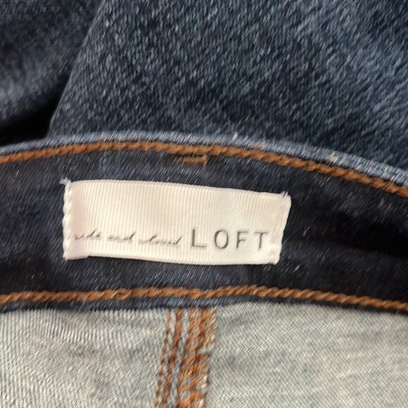 Loft sz 2/26 raw edge jeans NWOT - Picture 4 of 5